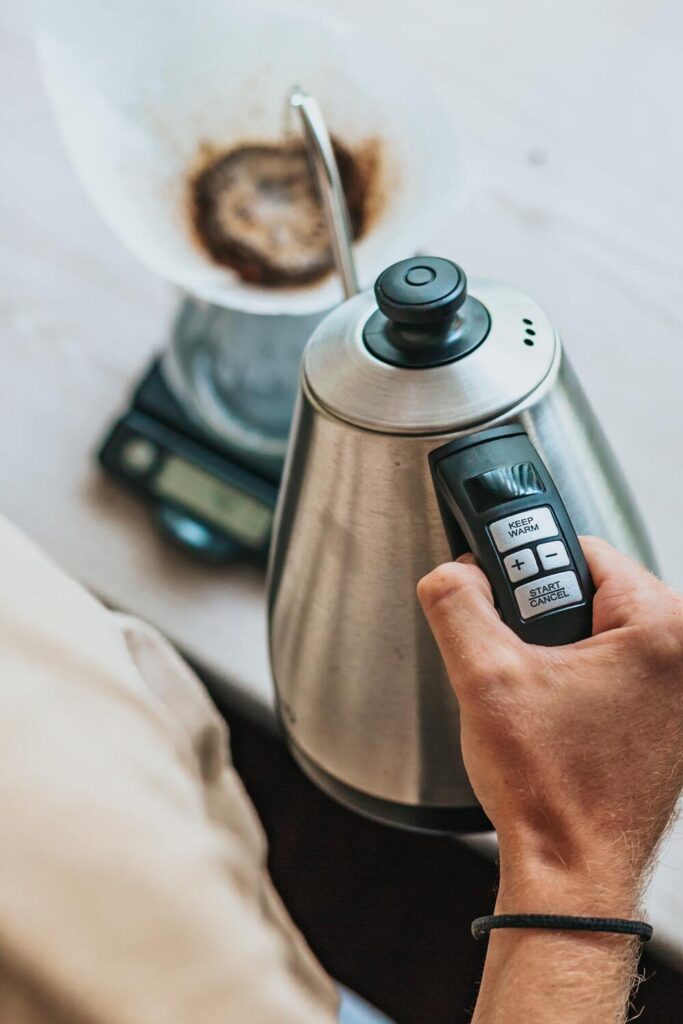 don't own an electric kettle as a minimalist