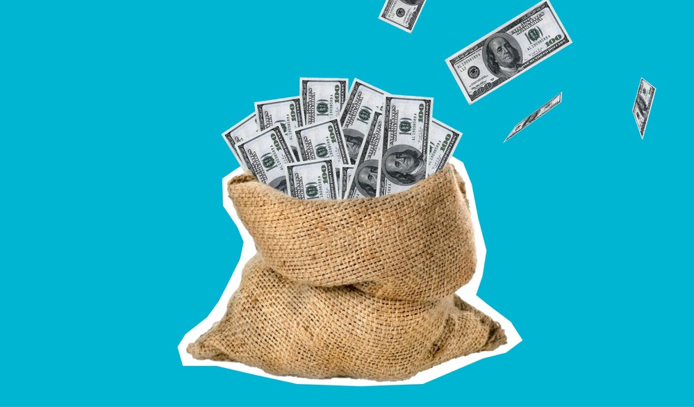 A burlap sack with money coming out of it against a blue background. This image represents savings $1,000 a month